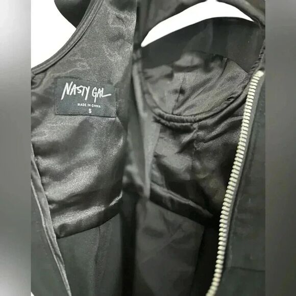 NWOT Nasty Gal Rhapsody Cut Out Black Jumpsuit size Small - Picture 4 of 8